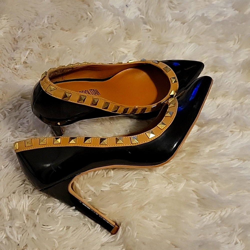 Cosmopolitan heels